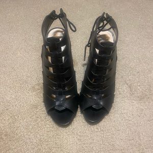Guess stilettos size 7